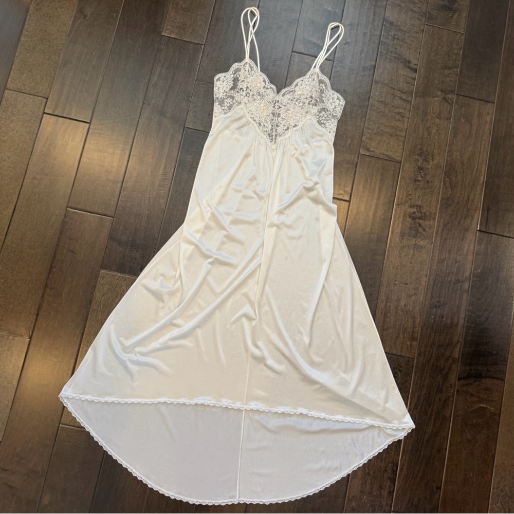 80s Victoria’s Secret Silky Nylon White Lace Vintage Bridal Maxi Gown Slip Dress - Picture 7 of 9